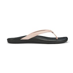 OluKai Ho’Opio Sandals (Women's) - Petal Pink Metallic/Black Thumbnail}