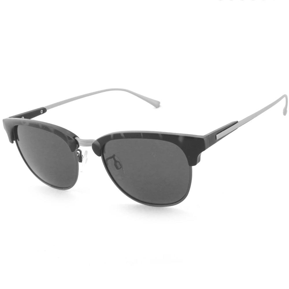 Peppers Sky Polarized Sunglasses - Matte Grey with Smoke Lenses