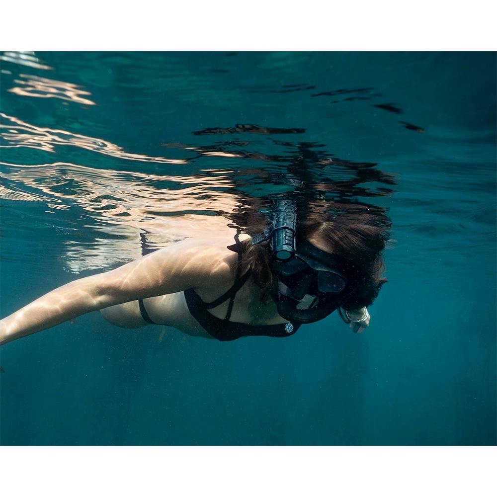 Paralenz Vaquita Underwater Camera Lifestyle