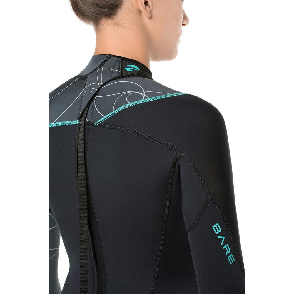 BARE Elate 3/2mm Wetsuit (Women’s) Back Shoulder Detail - Gray