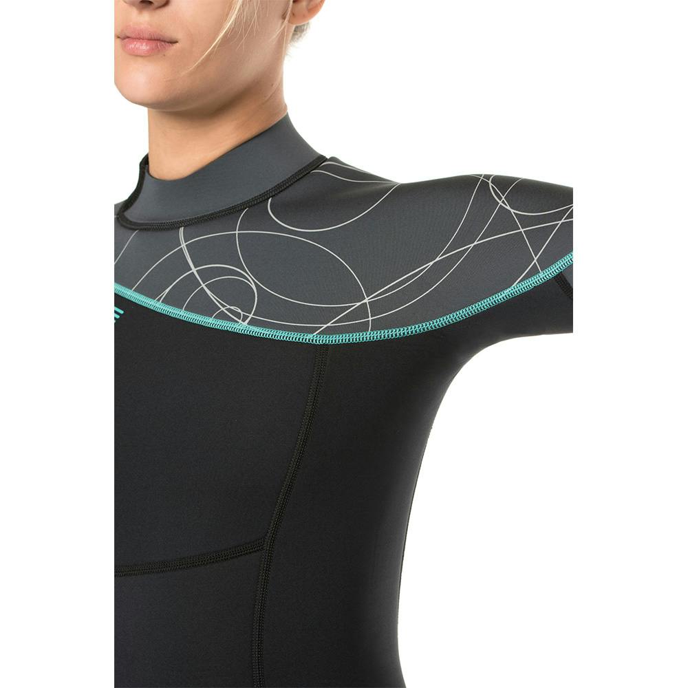 BARE Elate 3/2 mm Wetsuit (Women’s) Front Shoulder Detail - Gray