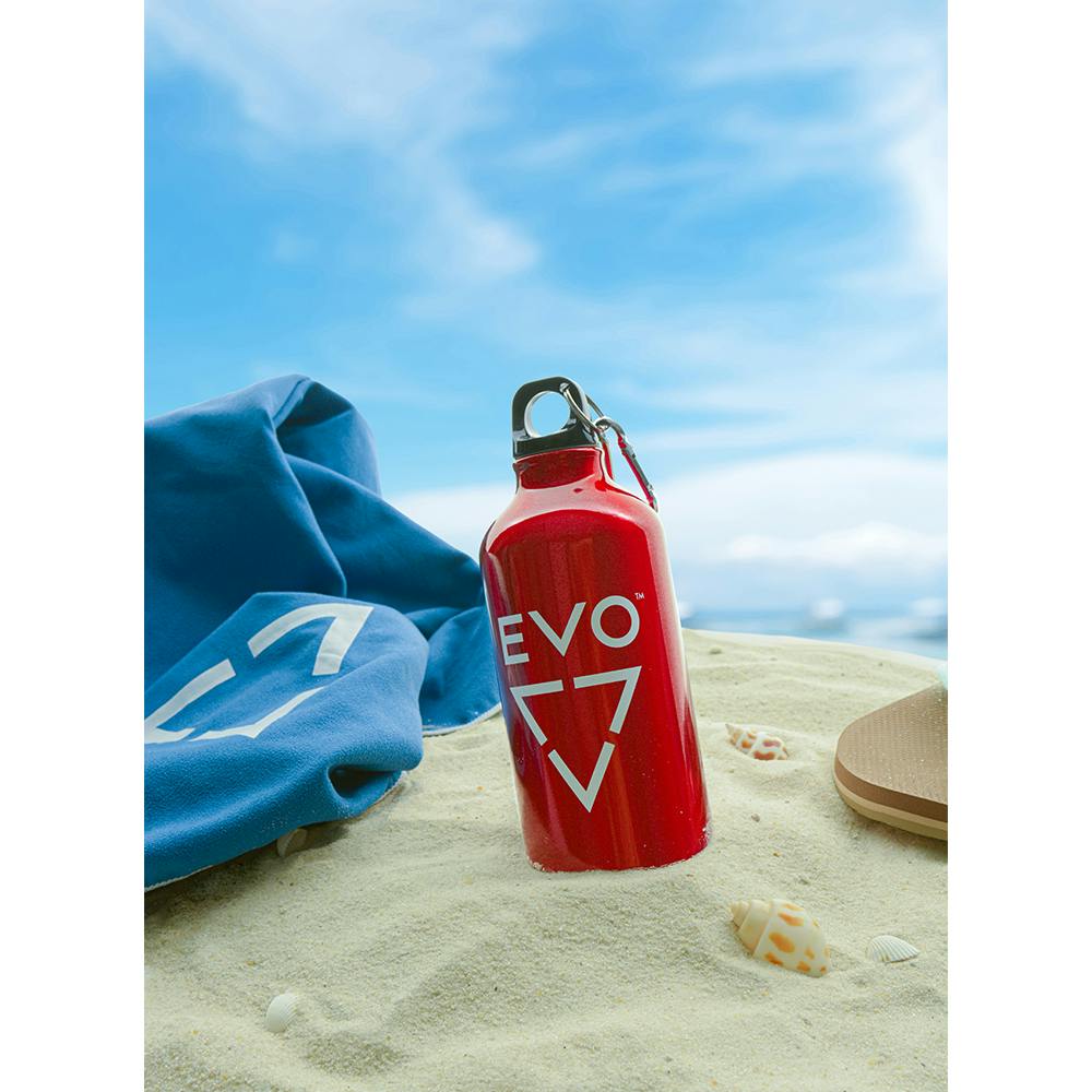 EVO Water Bottle 17oz Lifestyle on Beach