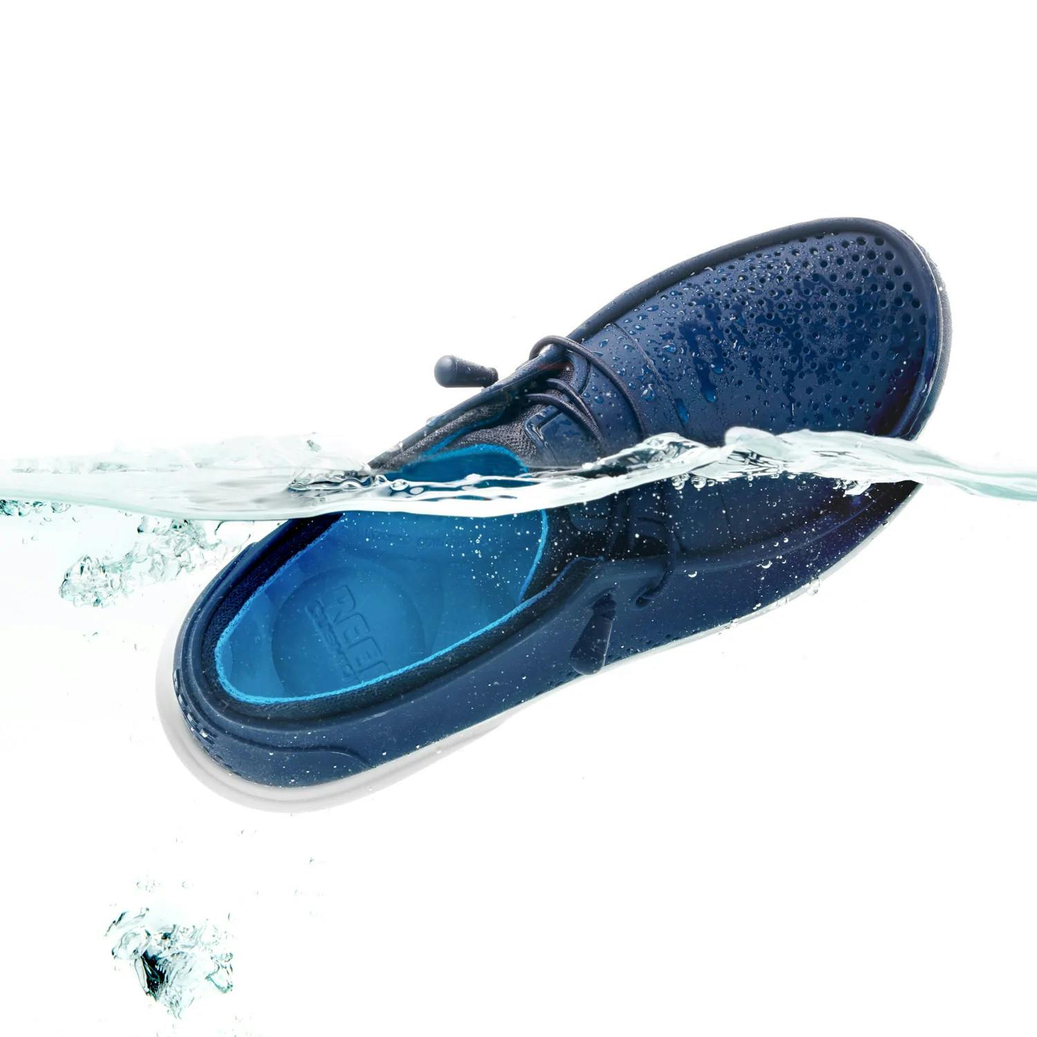 REEF Water Coast Shoes (Men’s) Water - Navy